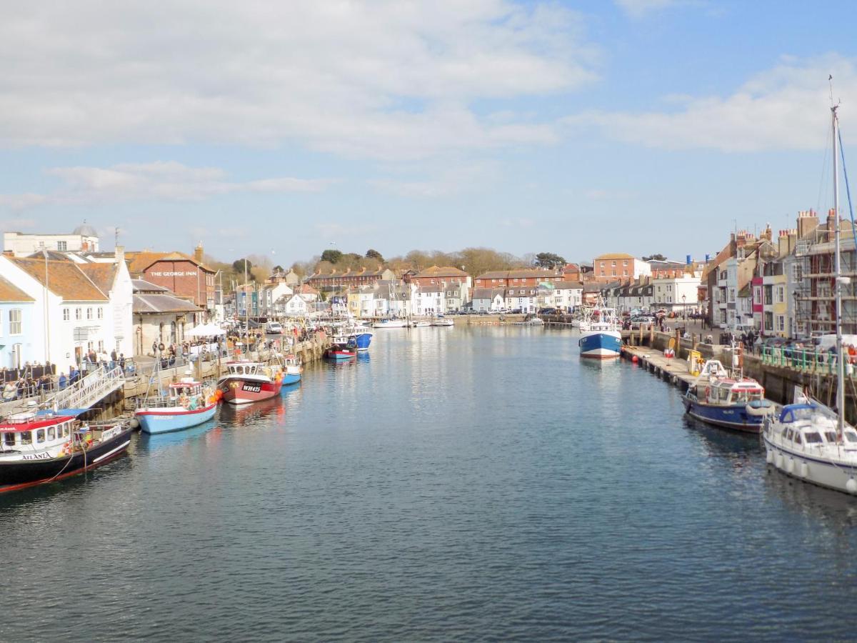Marina Reach Vila Weymouth Exterior foto